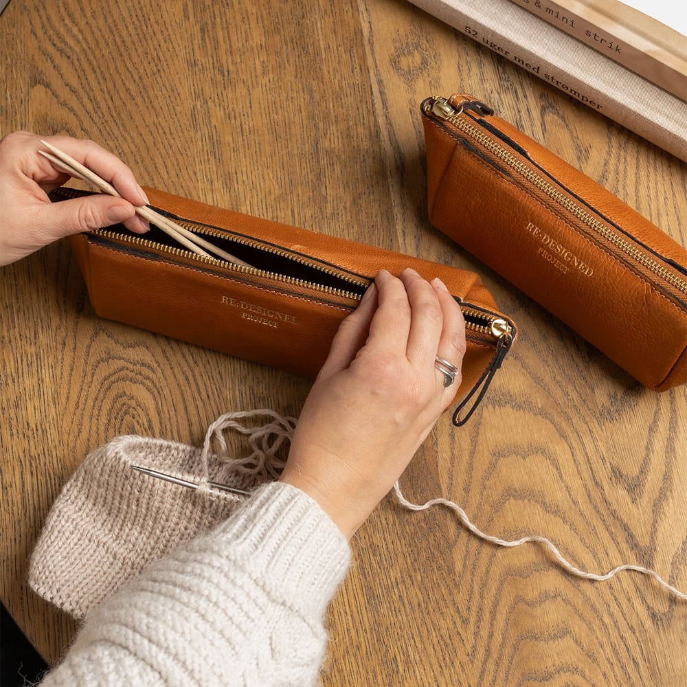 RE:Designed Project 12 Oppbevaring - Walnut/Gold - Bilde 6